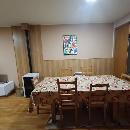 Adosado En Villanua Con Wifi Esterno foto